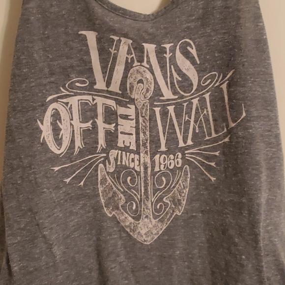 Shirt - Picture 2 of 4